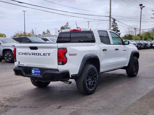 Summit White 2024 Chevrolet Colorado Trail Boss