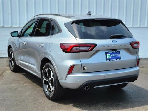 2023 Ford Escape ST-Line Elite