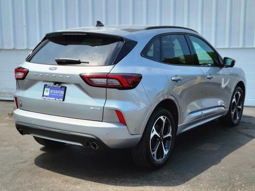 2023 Ford Escape ST-Line Elite