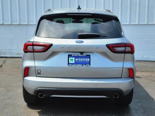 2023 Ford Escape ST-Line Elite
