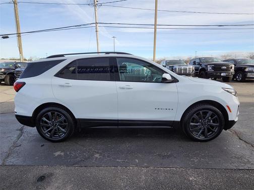 2022 Chevrolet Equinox AWD RS
