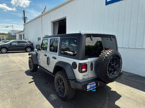 Silver Zynith Clearcoat 2023 Jeep Wrangler 4xe Base