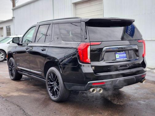 Onyx Black 2023 GMC Yukon Denali Ultimate