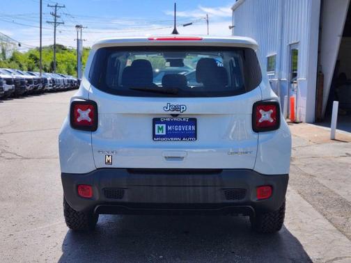 Alpine White Clearcoat 2022 Jeep Renegade Sport