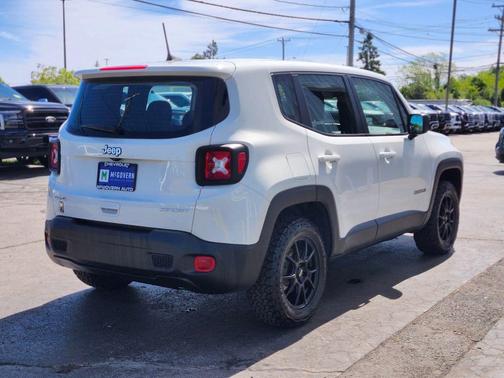Alpine White Clearcoat 2022 Jeep Renegade Sport