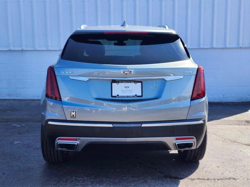 Argent Silver Metallic 2024 Cadillac XT5 Premium Luxury