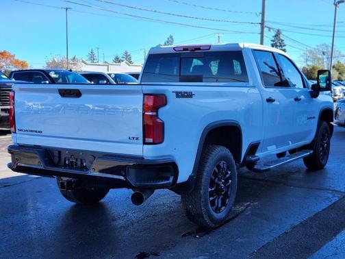 Summit White 2026 Chevrolet Silverado 2500 LTZ