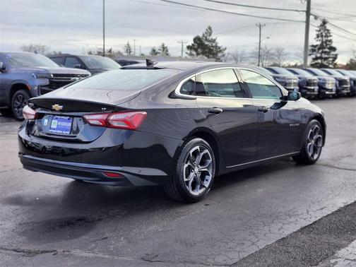 2022 Chevrolet Malibu FWD LT