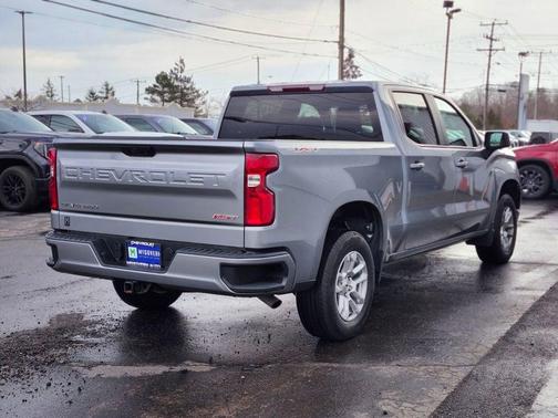 Sterling Gray Metallic 2023 Chevrolet Silverado 1500 RST