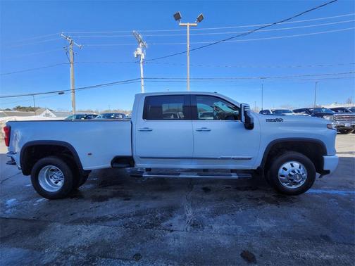 2024 Chevrolet Silverado 3500 High Country