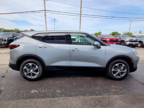 Sterling Gray Metallic 2026 Chevrolet Blazer 2LT
