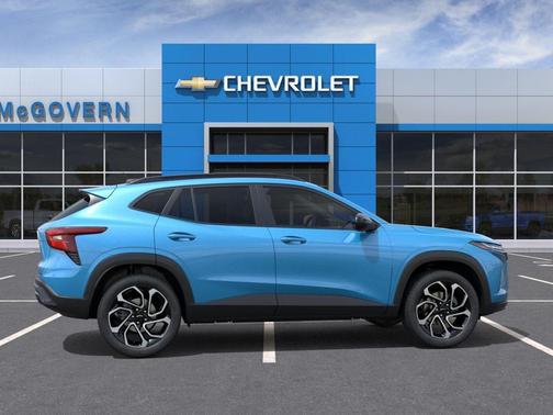 Marina Blue Metallic 2026 Chevrolet Trax FWD 2RS