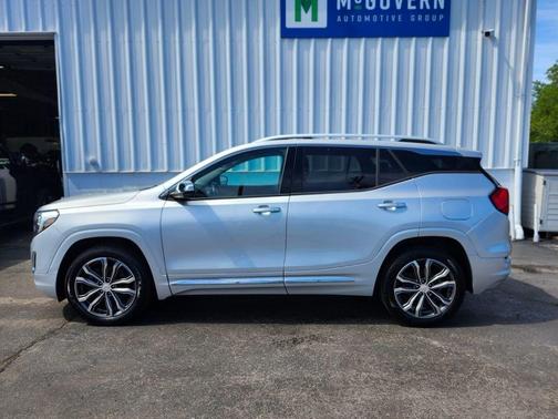 Quicksilver Metallic 2019 GMC Terrain Denali