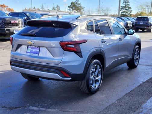 2024 Chevrolet Trax LT