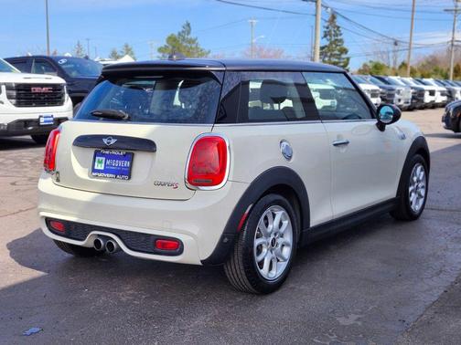 Pepper White 2015 MINI Hardtop Cooper S