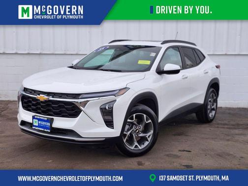 Summit White 2025 Chevrolet Trax LT