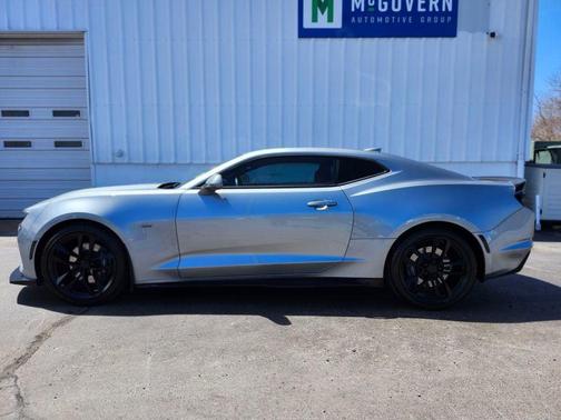 Sharkskin Metallic 2023 Chevrolet Camaro 1SS