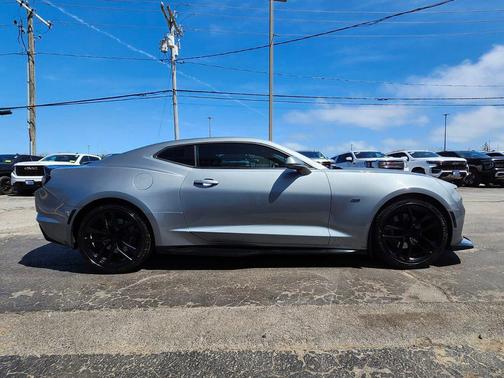 Sharkskin Metallic 2023 Chevrolet Camaro 1SS