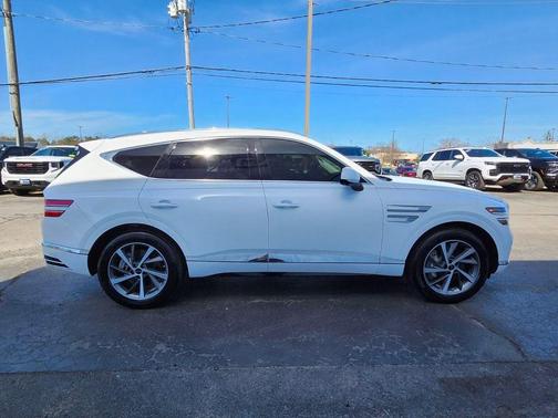 Alta White 2025 Genesis GV80 3.5T