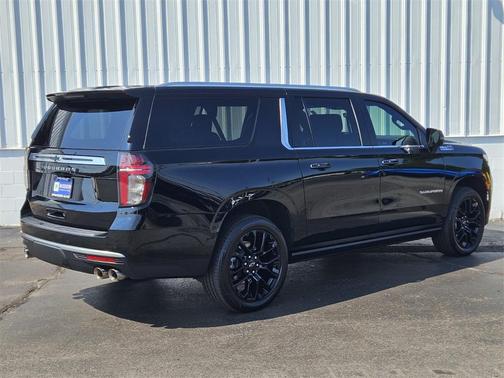 2024 Chevrolet Suburban 4WD High Country