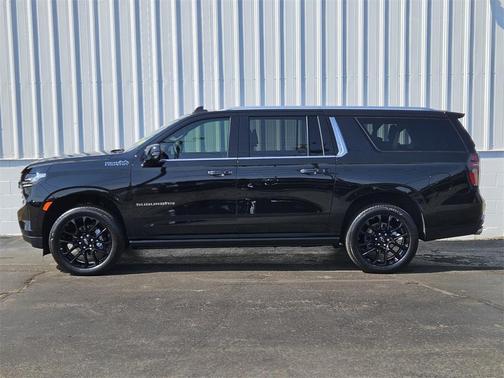 2024 Chevrolet Suburban 4WD High Country