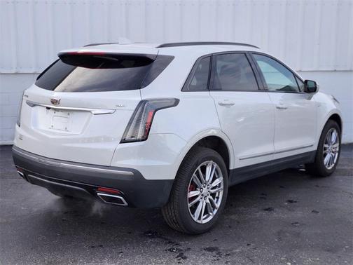 2023 Cadillac XT5 Sport