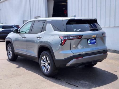 Sterling Gray Metallic 2026 Chevrolet Equinox 1LT