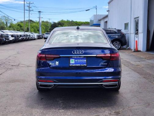 Navarra Blue Metallic 2021 Audi A4 45 S line Premium Plus