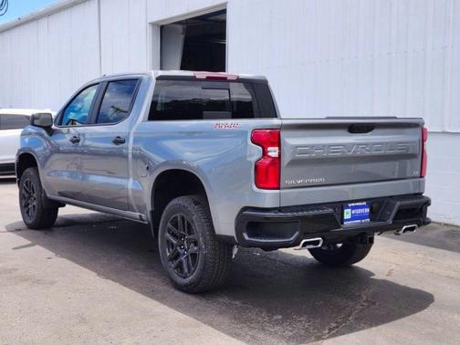 Sterling Gray Metallic 2026 Chevrolet Silverado 1500 LT Trail Boss