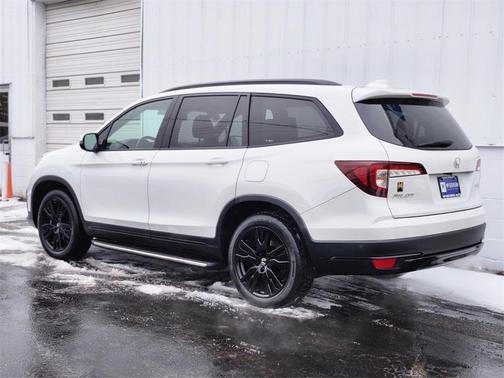 2021 Honda Pilot AWD Black Edition