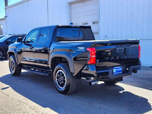 2025 Toyota Tacoma TRD Off Road