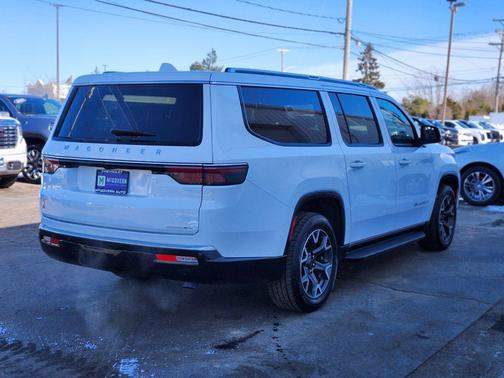 Bright White Clearcoat 2023 Jeep Wagoneer L Series III 4x2