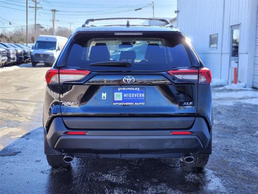 2019 Toyota RAV4 XLE Premium