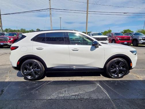 White Frost Tricoat 2023 Buick Envision Essence AWD
