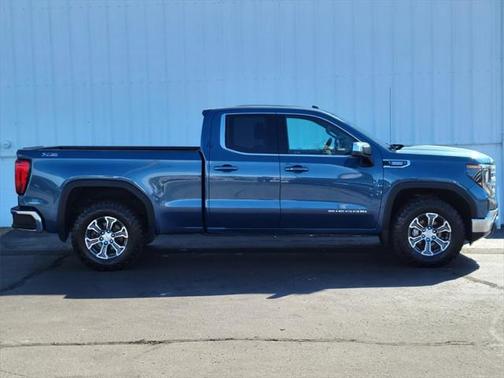 2024 GMC Sierra 1500 SLE