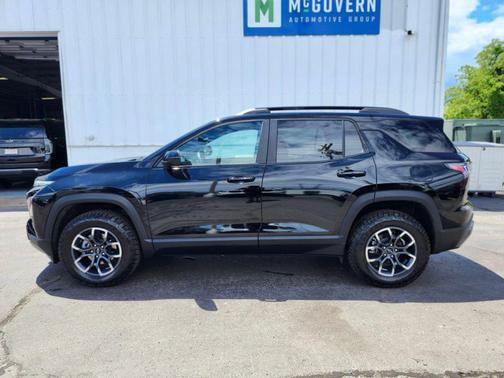 Mosaic Black Metallic 2026 Chevrolet Equinox FWD ACTIV