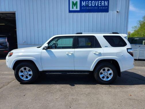 Ice Cap 2024 Toyota 4Runner SR5 Premium