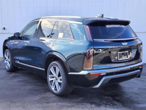 2026 Cadillac VISTIQ Luxury