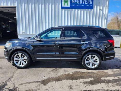 Agate Black Metallic 2019 Ford Explorer Limited