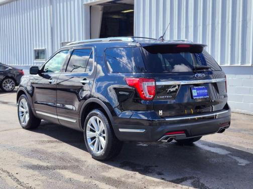 Black Metallic 2019 Ford Explorer Limited