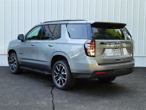 2023 Chevrolet Tahoe 4WD RST