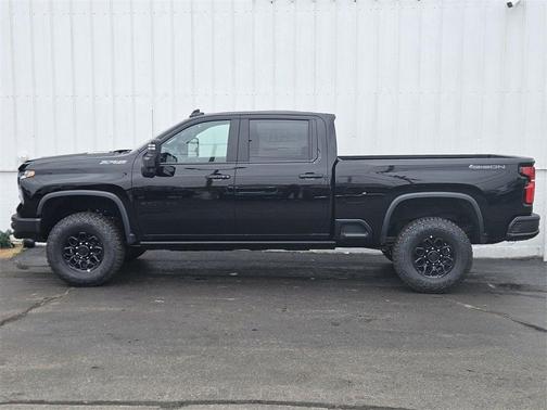 2025 Chevrolet Silverado 2500 4WD Crew Cab Standard Bed ZR2