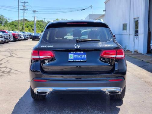 Black 2018 Mercedes-Benz GLC 300 4MATIC
