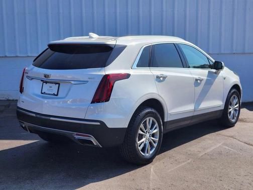 Crystal White Tricoat 2023 Cadillac XT5 Premium Luxury
