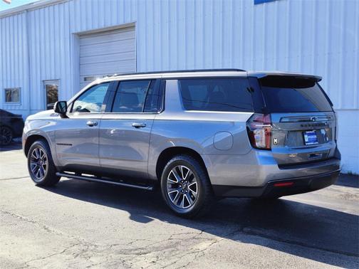 2021 Chevrolet Suburban 4WD Z71