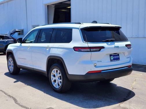 Bright White Clearcoat 2023 Jeep Grand Cherokee L Limited