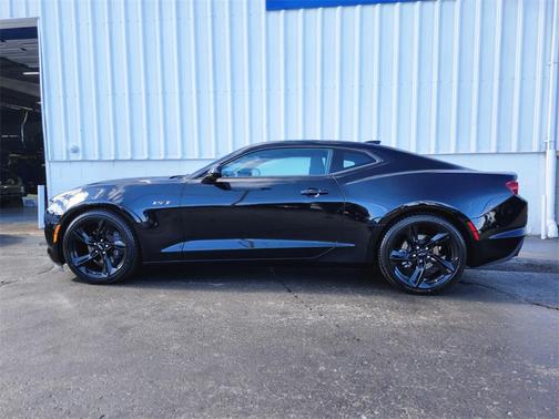 2021 Chevrolet Camaro RWD Coupe LT1