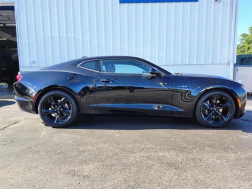 2021 Chevrolet Camaro RWD Coupe LT1