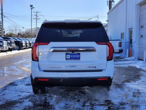 2024 GMC Yukon 4WD AT4