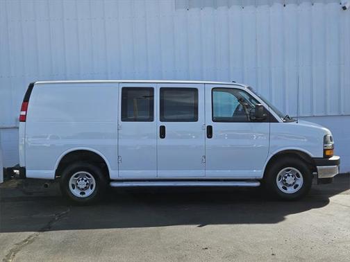2023 Chevrolet Express 2500 RWD 2500 Regular Wheelbase WT
